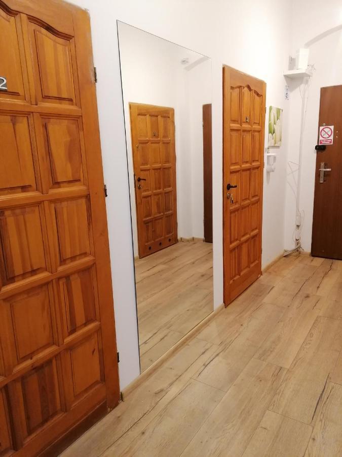 Hostel Tulip - Pokoj 4 Ze Wspolna Lazienka I Kuchnia Щецин Екстер'єр фото